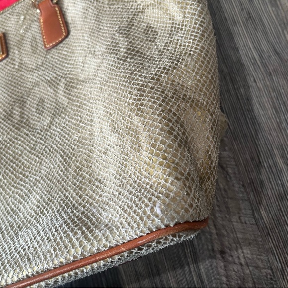 Gold/shimmer Snake pattern, brown handle. No longer available on website - Picture 9 of 12